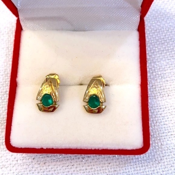 Real Emerald stones and 18k Solid Gold Eirings - Picture 1 of 16
